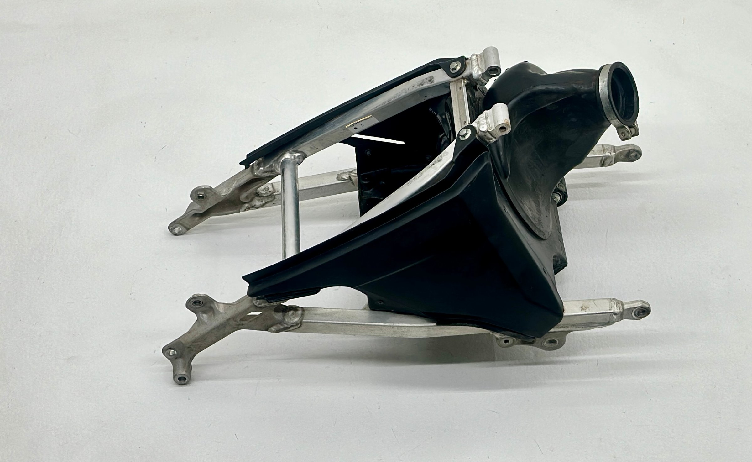 2009 Yamaha YZ450F Subframe Airbox Rear Sub Frame Chassis OEM 5XC-21190-L0-00✅