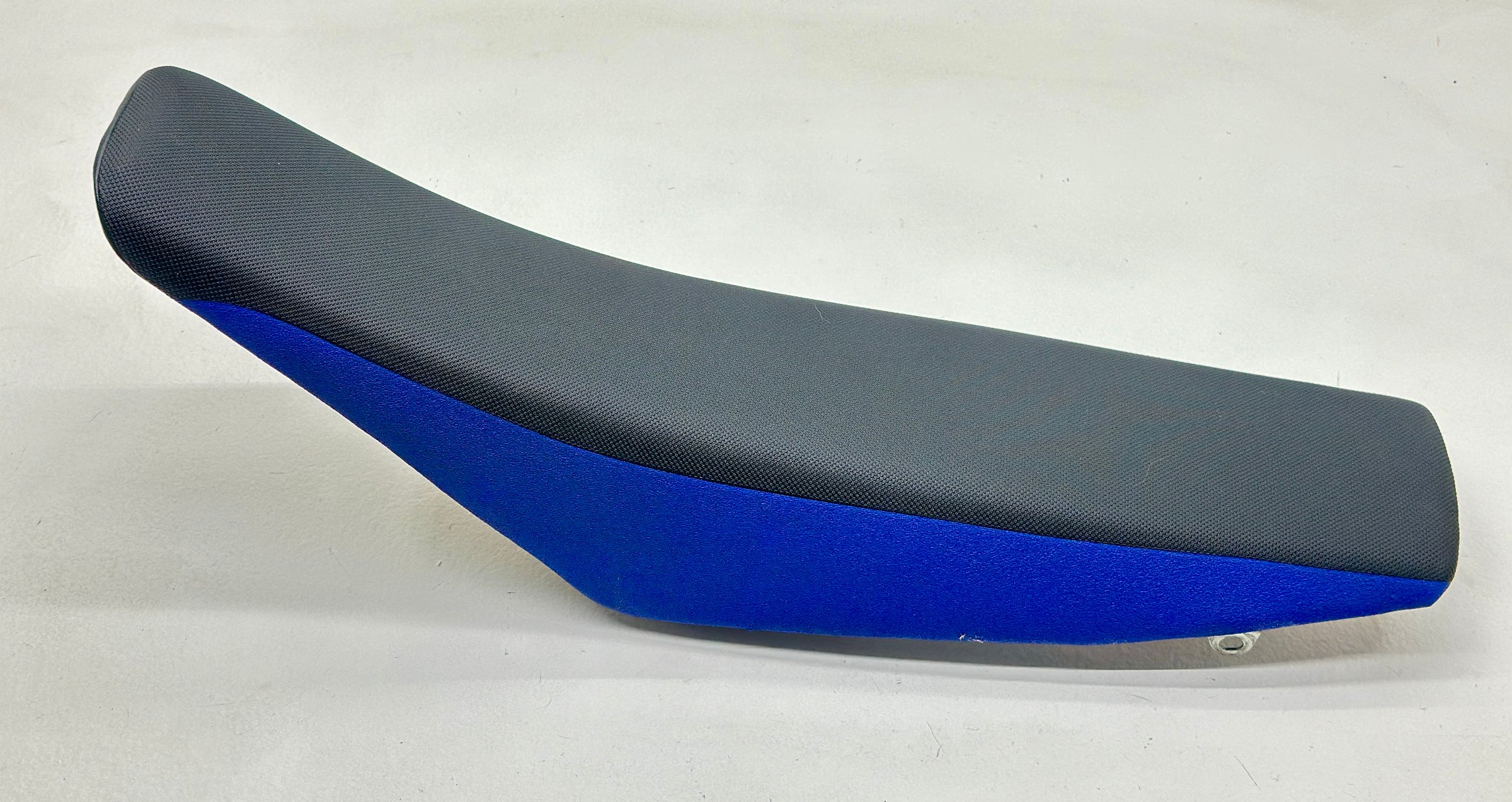 2009 Yamaha YZ450F Seat Blue Black Saddle Assembly Cover OEM 34P-24710-01-00 ✅